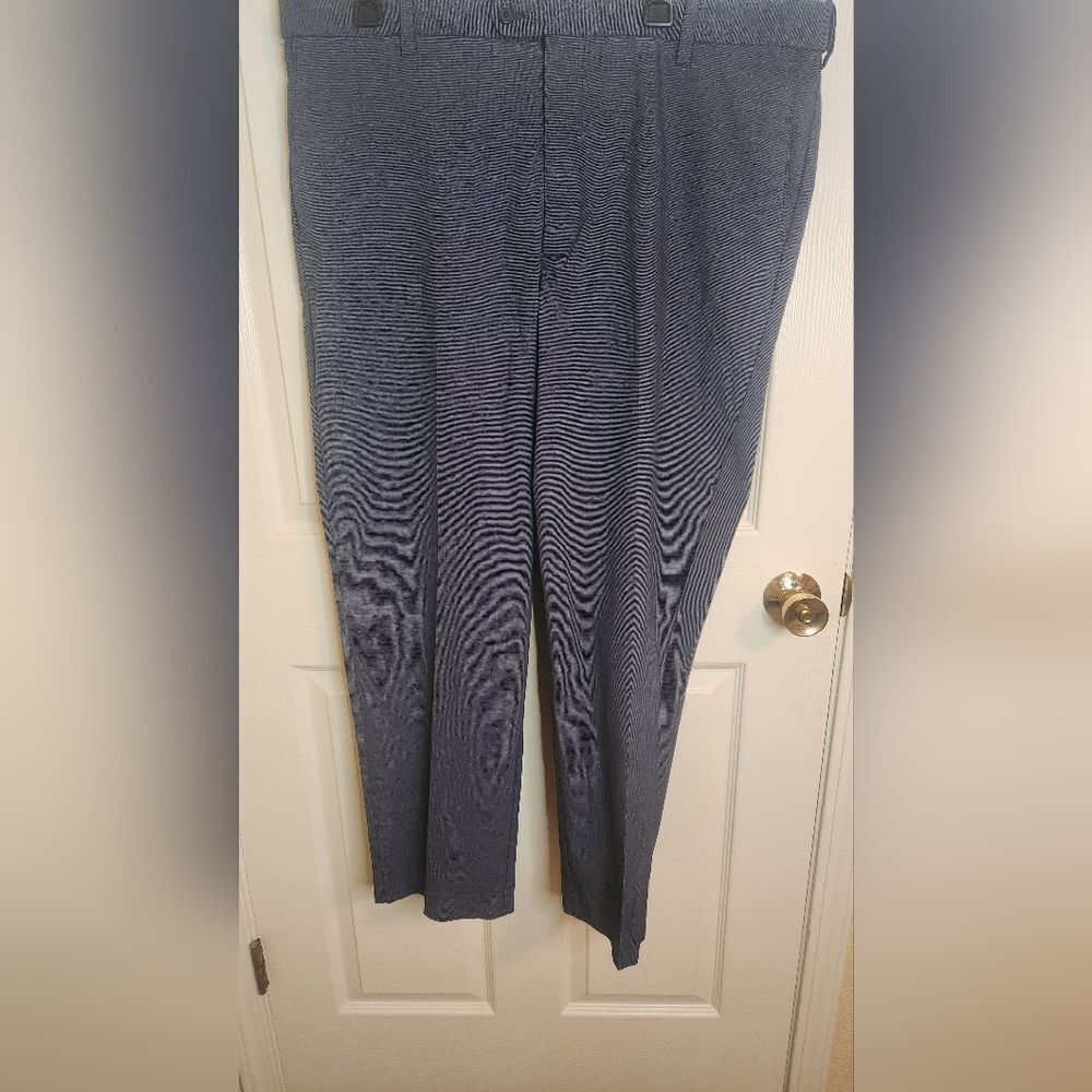 Kirkland Signature 40×29 Blue Checkered Pockets Flat Front Men Dress Pants
